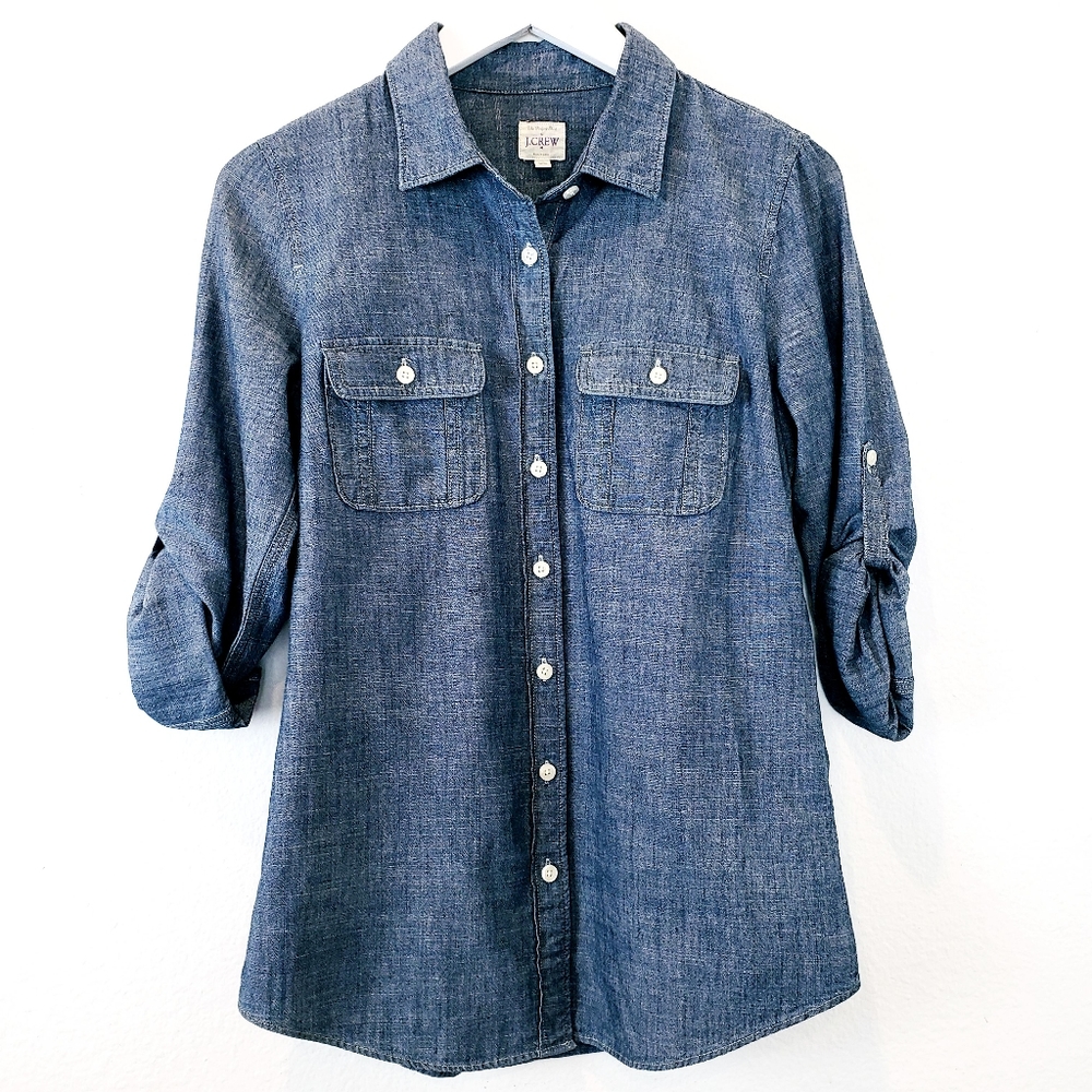 The Perfect Shirt J. Crew Chambray Button Up XS